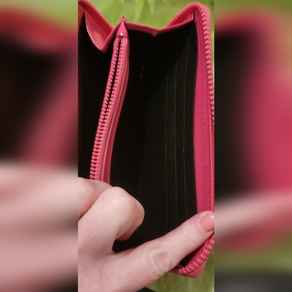 See By Chloe Patent Leather Long Zip Wallet Hot Pink 8" X 4.5" - Picture 10 of 15